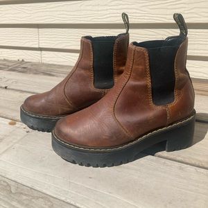 Dr. Martens Chelsea Rometty platform chunky leather boots US 6/ EU 37
